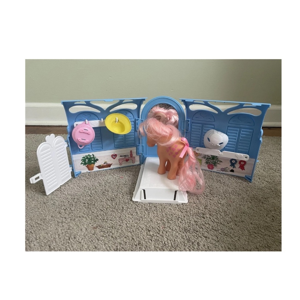 Vintage My Little Pony Pretty Parlor Playset